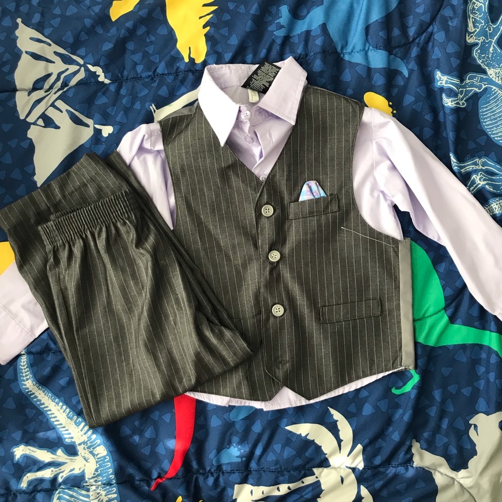 Kids suit/ set from Nautica almost new!